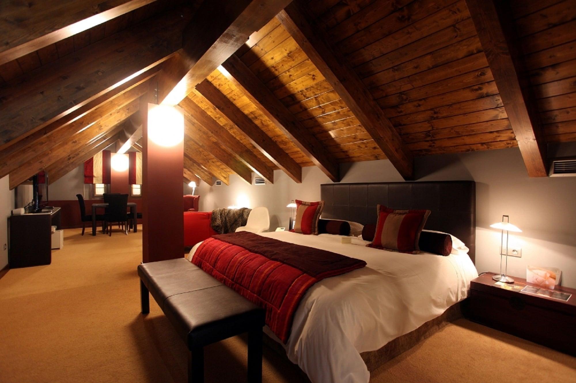 Отель Abadia Del Pirineo Трамакастилья-де-Тена Экстерьер фото