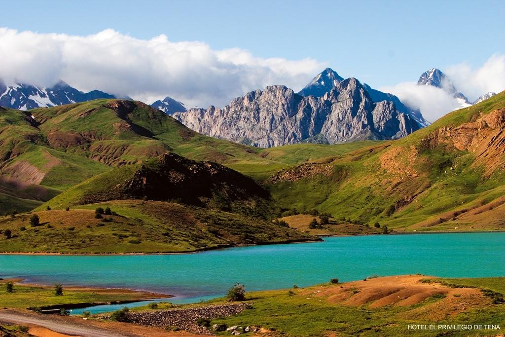 Отель Abadia Del Pirineo Трамакастилья-де-Тена Экстерьер фото