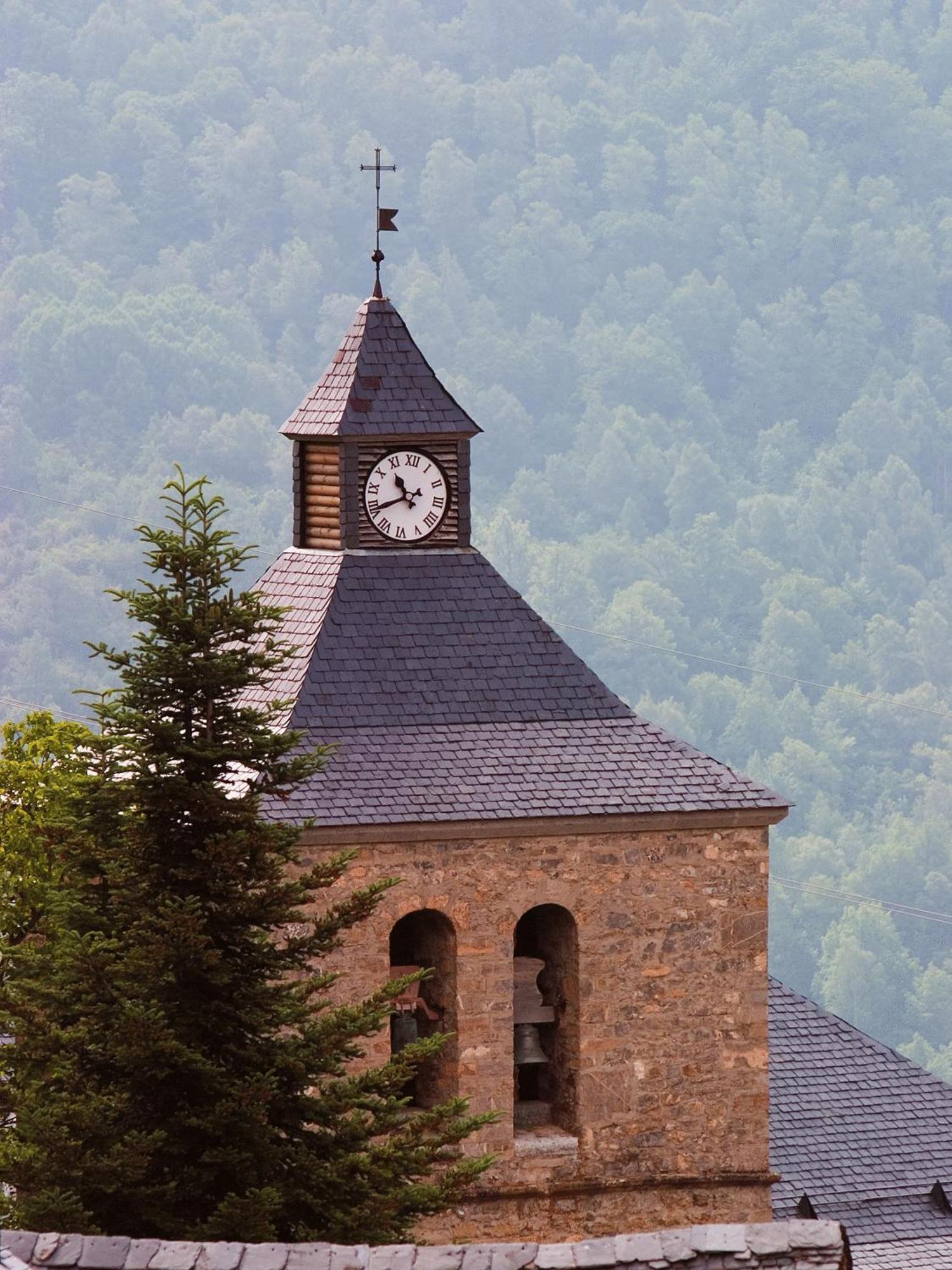 Отель Abadia Del Pirineo Трамакастилья-де-Тена Экстерьер фото