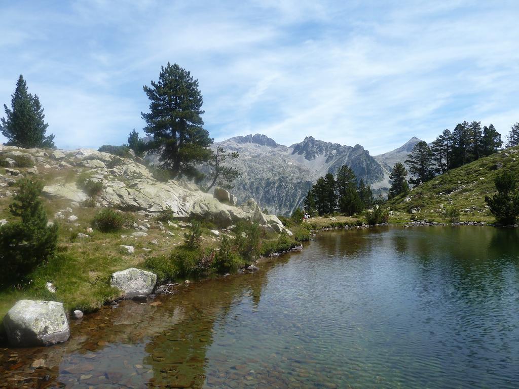 Отель Abadia Del Pirineo Трамакастилья-де-Тена Экстерьер фото